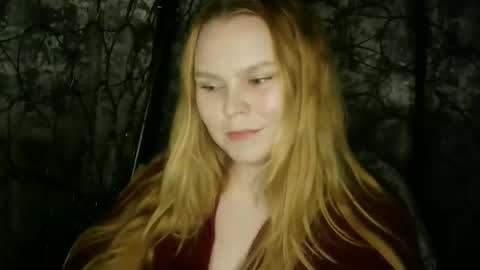 blushing_star online show from 10.03.25