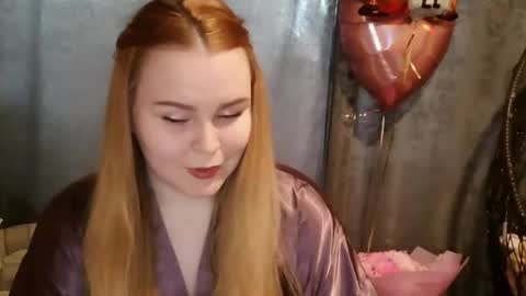 Snapshot of blushing_star chatting on 04.29.26 blushing_star online show from 04.29.26
