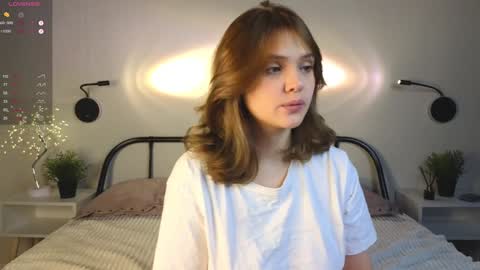 Snapshot of blytheaven chatting on 01.25.25 Erica online show from 01.25.25