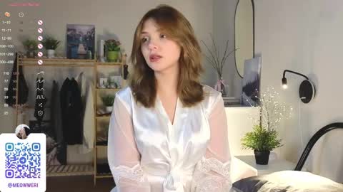 Snapshot of blytheaven chatting on 02.23.25 Erica online show from 02.23.25