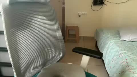 Snapshot of bmporn87 chatting on 02.10.25 Horny Ben online show from 02.10.25