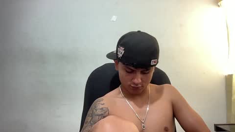 Bob  INDEPENDENT MODEL online show from 12.22.24