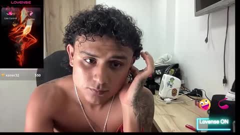 Bob  INDEPENDENT MODEL online show from 10.14.25