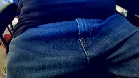 Snapshot of bobbie420_ chatting on 02.21.25 bobbie420_ online show from 02.21.25