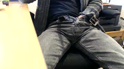 Snapshot of bobbuild chatting on 01.20.25 bobbuild online show from 01.20.25