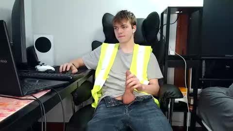 bobby72738 online show from 10.16.25