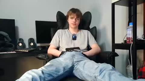 bobby72738 online show from 12.15.25