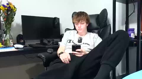 bobby72738 online show from 02.11.26