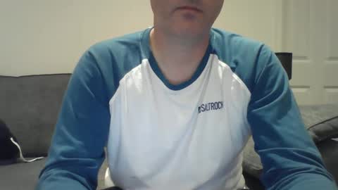 Snapshot of bobby_113 chatting on 12.30.24 bobby_113 online show from 12.30.24