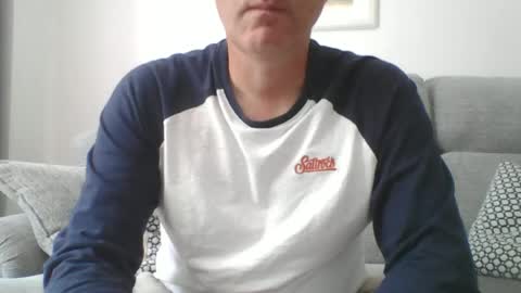 Snapshot of bobby_113 chatting on 06.22.26 bobby_113 online show from 06.22.26