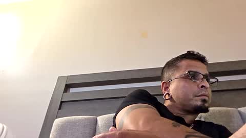 Snapshot of bobbyhill0798 chatting on 10.08.25 bobbyhill0798 online show from 10.08.25