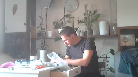 Snapshot of bobbytoyyboy chatting on 01.29.25 bobbytoyyboy online show from 01.29.25