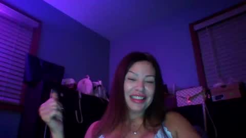 milf online show from 11.20.25