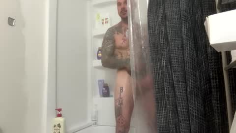 Snapshot of bodyart85_19 chatting on 12.10.24 Bodyart85 19 online show from 12.10.24