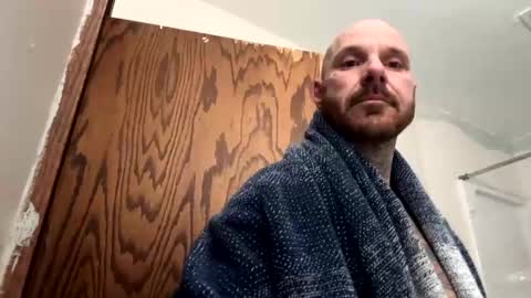 Snapshot of bodyart85_19 chatting on 01.22.25 Bodyart85 19 online show from 01.22.25