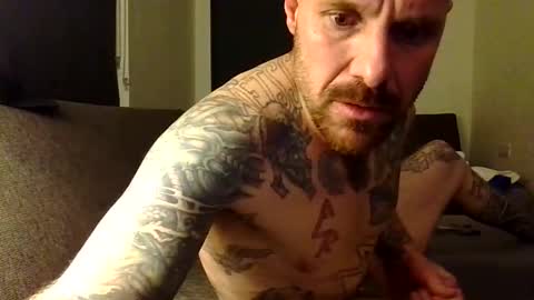 Snapshot of bodyart85_19 chatting on 11.07.25 Bodyart85 19 online show from 11.07.25