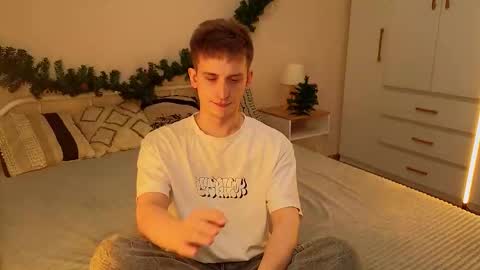 Snapshot of boicute chatting on 12.02.25 ALEXPVT IS OPEN online show from 12.02.25