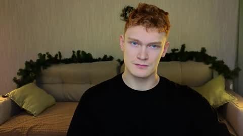 Snapshot of boicute chatting on 12.14.25 ALEXPVT IS OPEN online show from 12.14.25