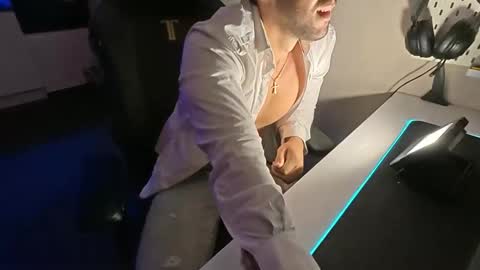 Snapshot of boiteasex chatting on 09.12.25 boiteasex online show from 09.12.25