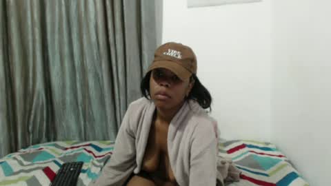 Snapshot of boitylips chatting on 07.01.26 boitylips online show from 07.01.26