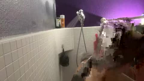 Snapshot of bondomorales chatting on 01.06.25 bondomorales online show from 01.06.25