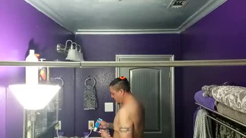 Snapshot of bondomorales chatting on 01.27.25 bondomorales online show from 01.27.25