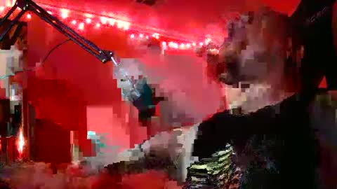 Snapshot of bondomorales chatting on 02.18.25 bondomorales online show from 02.18.25