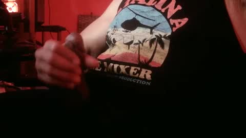 Snapshot of bondomorales chatting on 09.28.25 bondomorales online show from 09.28.25