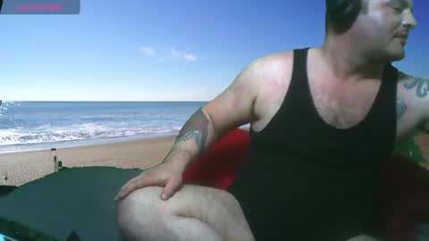 Snapshot of bongolian chatting on 01.09.25 SkullBone online show from 01.09.25