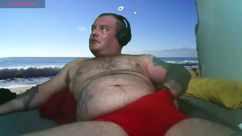 Snapshot of bongolian chatting on 01.12.25 SkullBone online show from 01.12.25