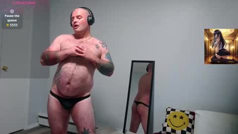 Snapshot of bongolian chatting on 09.24.25 SkullBone online show from 09.24.25