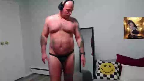 Snapshot of bongolian chatting on 11.09.25 SkullBone online show from 11.09.25