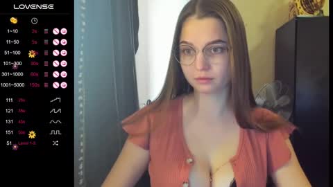 Snapshot of boni_nell__ chatting on 02.21.25 Nell online show from 02.21.25