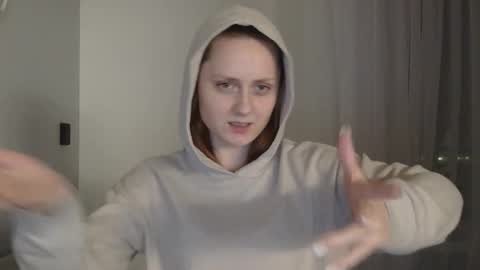 Snapshot of bonne_chance chatting on 02.23.25 bonne_chance online show from 02.23.25