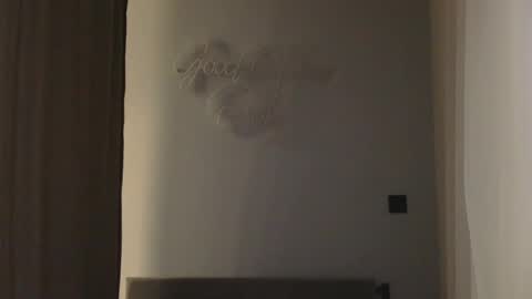 Snapshot of bonne_chance chatting on 02.24.25 bonne_chance online show from 02.24.25