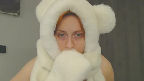 Snapshot of bonne_chance chatting on 03.12.25 bonne_chance online show from 03.12.25