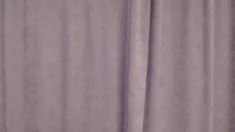 Snapshot of bonne_chance chatting on 10.10.25 bonne_chance online show from 10.10.25