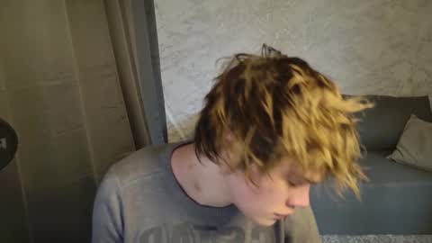 Snapshot of bonnie_and_c1yde chatting on 02.25.26 Jessy Mark online show from 02.25.26