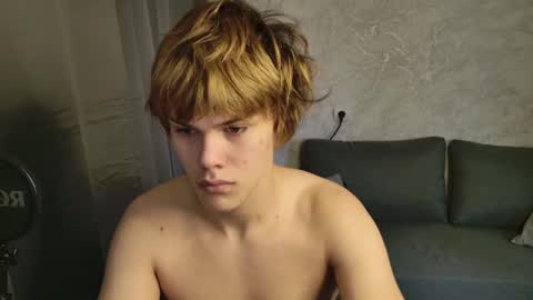 Snapshot of bonnie_and_c1yde chatting on 02.28.26 Jessy Mark online show from 02.28.26