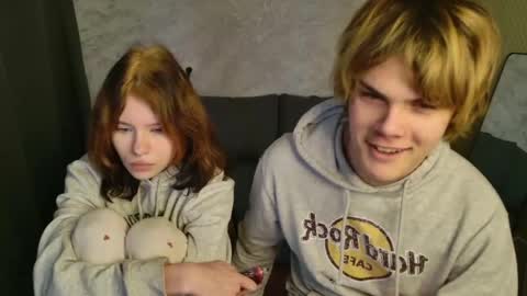 Snapshot of bonnie_and_c1yde chatting on 04.25.26 Jessy Mark online show from 04.25.26