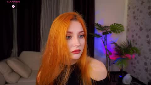 Snapshot of bonniecannon chatting on 02.11.25 Grace online show from 02.11.25