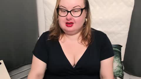 Bonnie online show from 01.25.25