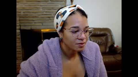 Queen Bon Vivantt online show from 10.28.25