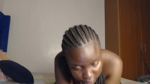 Snapshot of boobies_queen98 chatting on 09.10.25 boobies_queen98 online show from 09.10.25