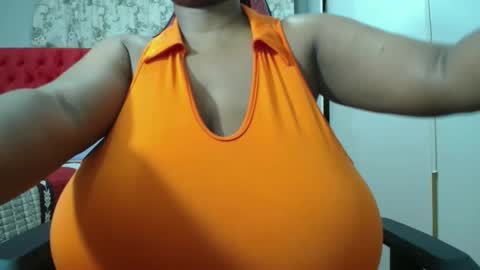 Snapshot of boobygoddessxxx chatting on 02.20.26 boobygoddessxxx online show from 02.20.26