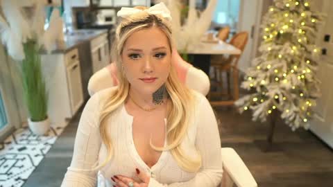 Miley online show from 12.03.24