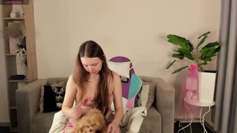 Snapshot of booozekirs_ chatting on 05.12.26 Milena online show from 05.12.26