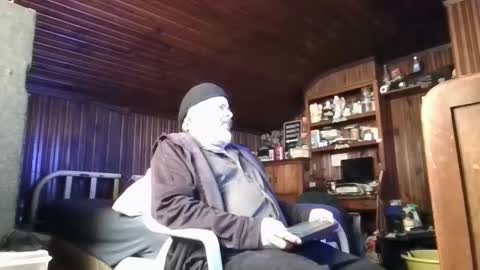 Booshwa online show from 01.13.25