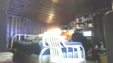 Booshwa online show from 12.04.25