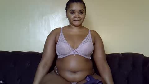 bootieshakess online show from 11.28.25